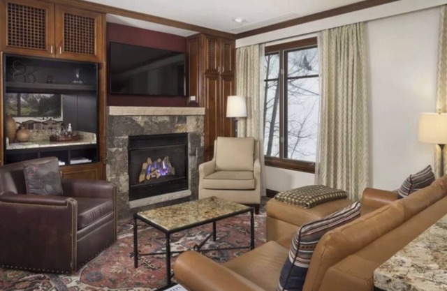 Aspen Highlands Ritz Carlton 3 bed Dec 27, 2025-Jan 3, 2026