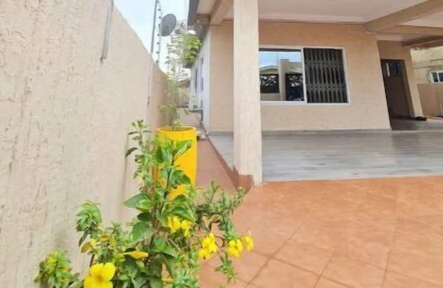 Aspen Residence (Flat A)