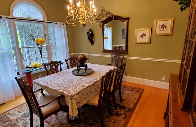 At home by the lake, enjoy nature and experience peace