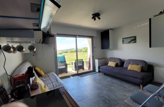 At the foot of Plage de la falaise