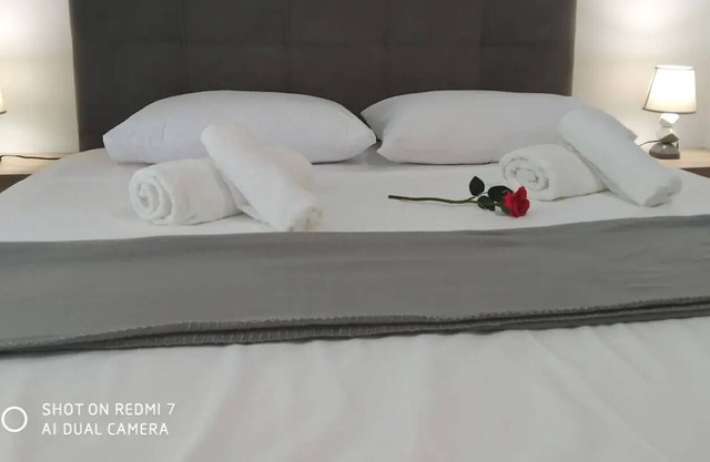 " Athenα " luxury apartments 2 !