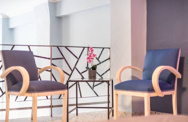 ATHENS LOFT FOR PERSON WITH MOBILITY DISABILITIES