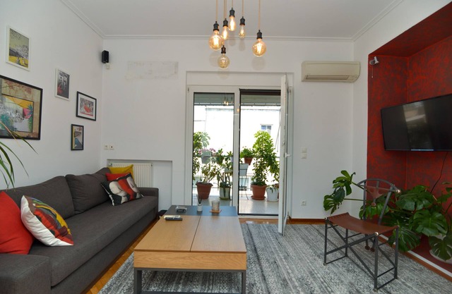 Athens Stylish top floor apartment Syntagma metro