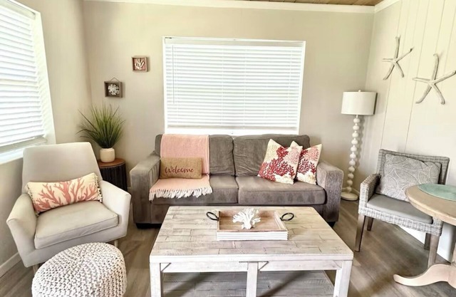 Atlantic Ave Beachside Condo!