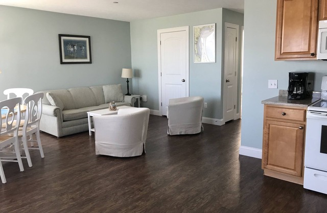 Atlantic Ocean Suites - Sand Castle Suite 7