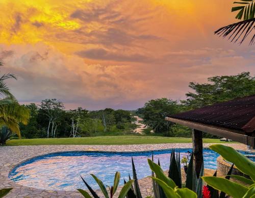 Atlantic Side Private Tropical Paradise - Panama Canal
