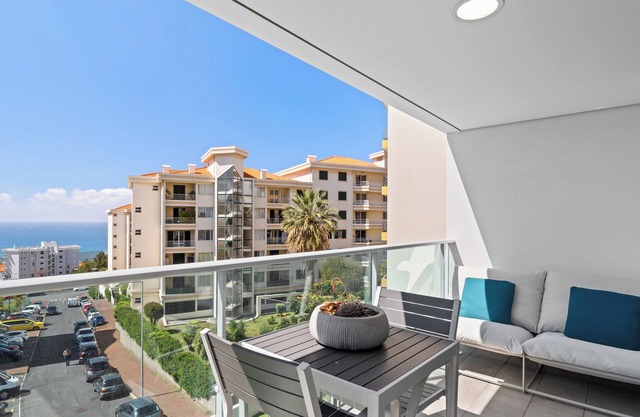 Atlantic View – T2 Funchal with sea view