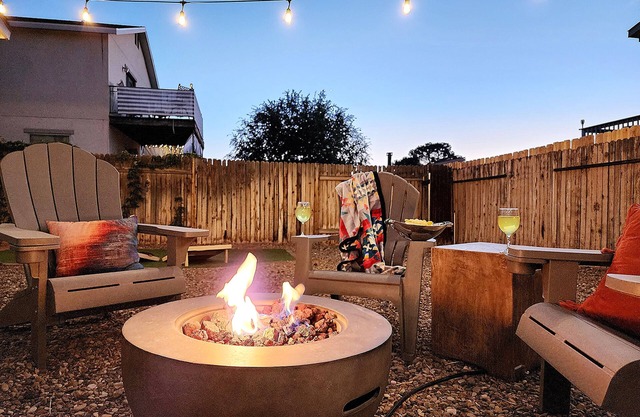 Atrium Zen House @ Lake Powell+ Lots of Boat Parking + Pet Friendly + Sleeps 10