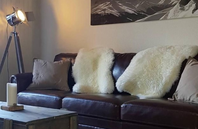 Attic Apartment with Alpine Chic in an Impressive Mountain Setting