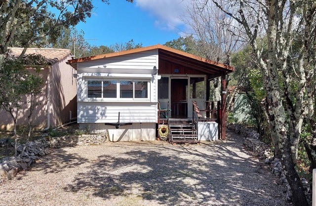 Atypical country cottage-style mobile home, quiet and bucolic