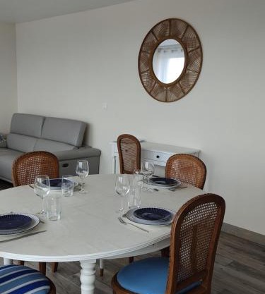 Au repos des baigneurs, appartement rez-de-chaussée, WIFI