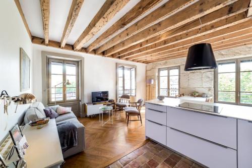 Authentic with an exceptional view AIL