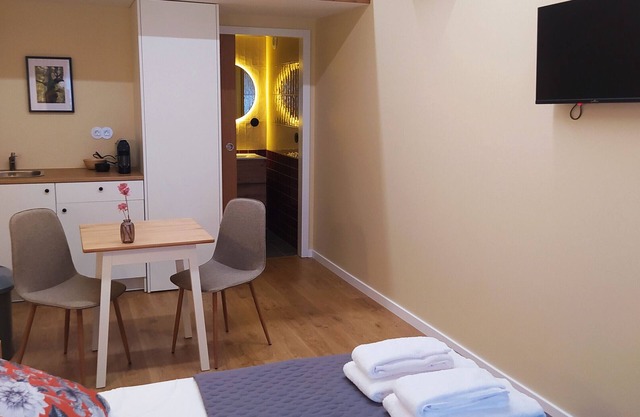 'Avó Custódia - Room' with Mountain View, Wi-Fi and Air Conditioning