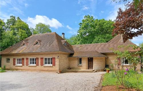 Awesome Home In Colombieres With Wifi