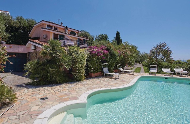 Awesome home in Imperia -IM-