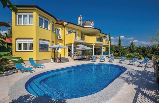 Awesome home in Kostrena with WiFi