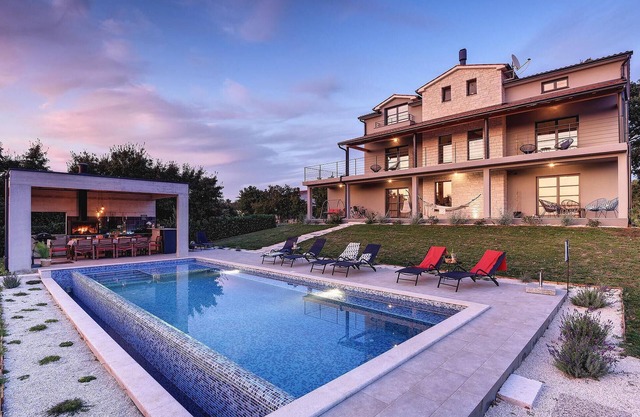 Awesome home in Svetvincenat