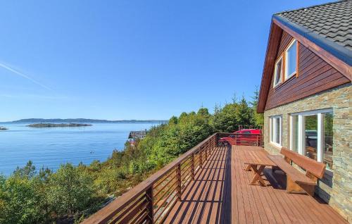 Awesome Home In Sveio With Wifi