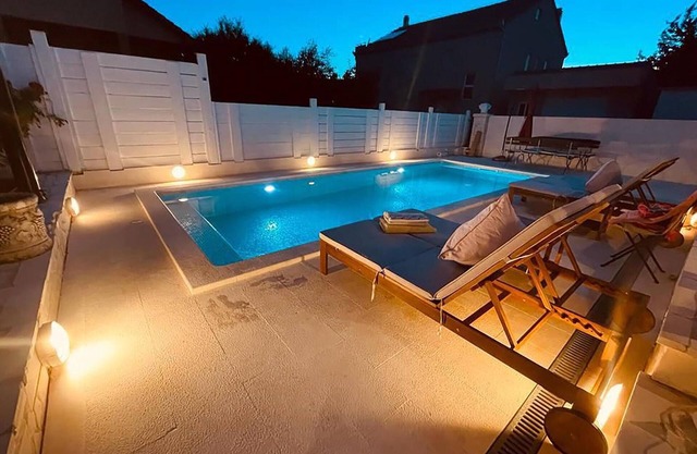 Awesome home in Trilj