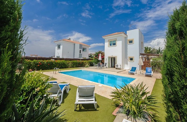 Ayia Napa holiday villa - rentprivatevillas 036