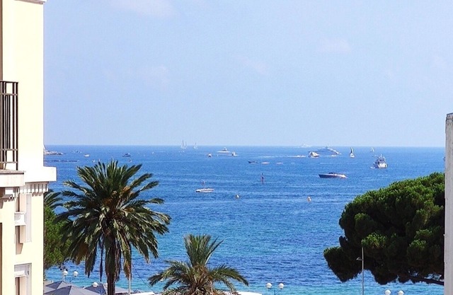 Azurie Sea View Apartment