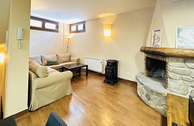 BA02 PLANTA BAIXA MAJOR by IMMOVALL