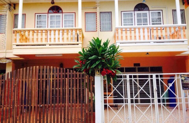 Baan Khun Nong