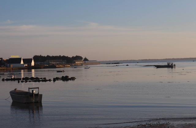 "Babord" PRETTY apartment with sea view and access to the BOUT DU MONDE