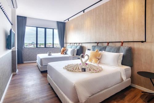 Bagan Suite