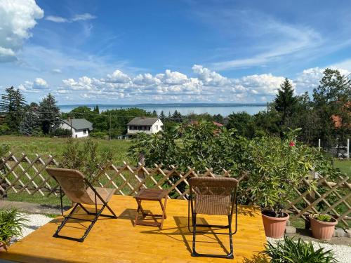 Balatoni Panoráma Apartman - Bacchus Badacsony