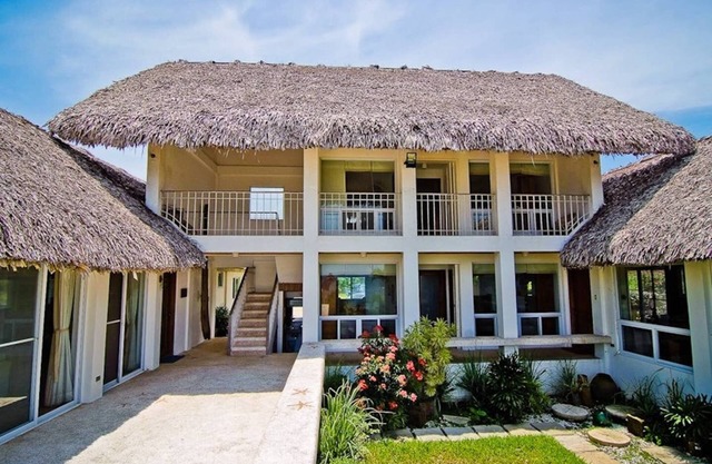 "Balay Baroro" Beach Villa