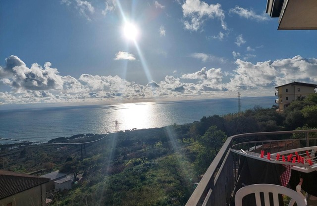 Balcony-Golfo di Gioia-SunsetViews-AuthenticItaly