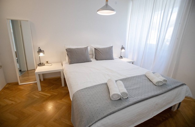 Balcony Parking City Center APT in Ohrid Near Lake