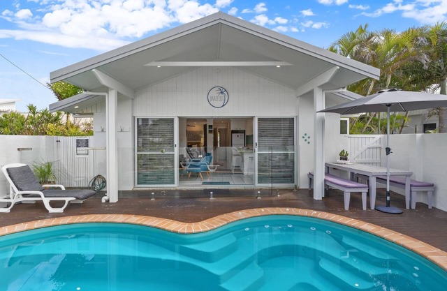 Barefoot in Lennox - Private Plunge Pool & Beach Frontage & Wifi
