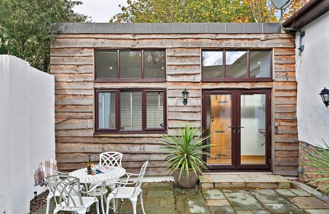 Barn in Devon with Stargazing Bed