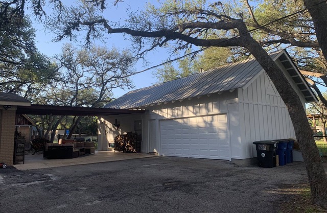 Barndominium near Gruene, TX