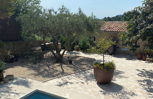 Bastidon Pour 2 au Pied du Ventoux