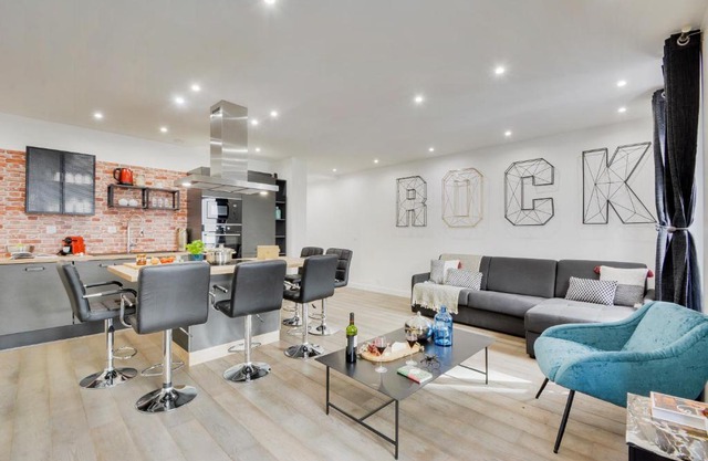 BASTILLE/LE MARAIS-LUXURIOUS 3 rooms flat