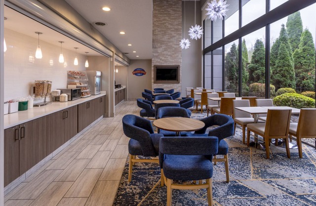 Baymont by Wyndham White Plains - Elmsford