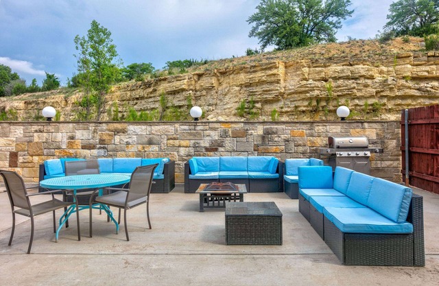 Baymont Inn & Suites by Wyndham Glen Rose