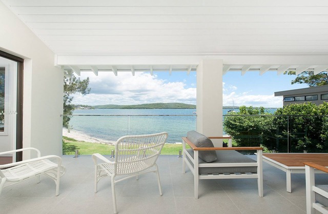 Baywatch - Beachfront Bliss Executive Home
