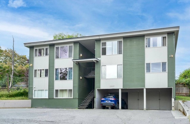 BD 37 5-Apt Complex (7b5b) Near Airport