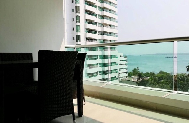 Beach, breeze, and sea!