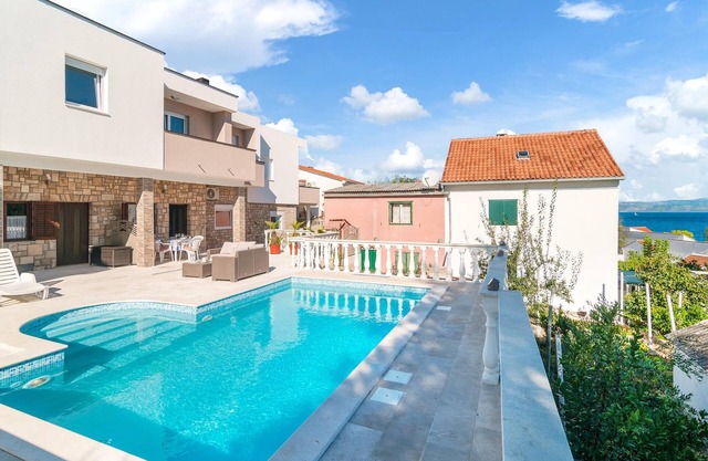 Beach front home in Necujam