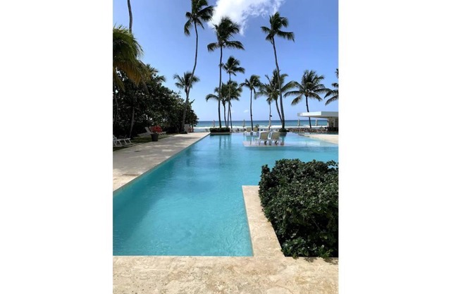Beach Front Lovely 1-Bedroom Condo