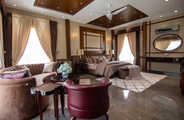 Beach front property on Saratoga Beach, cabin with ocean view.