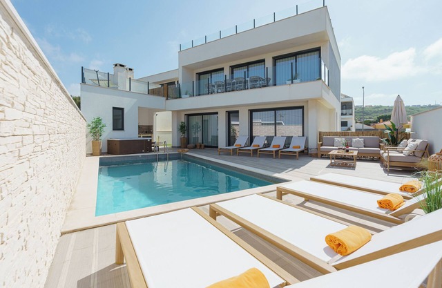 Beach Villa with ocean view