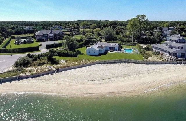 Beachfront Hamptons Getaway with beach access and a private pool!