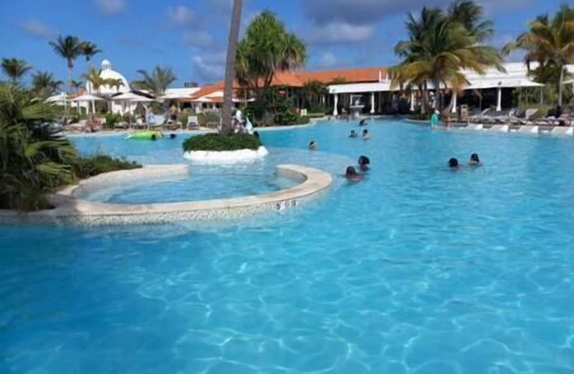 Beachfront Luxury Villa on PGA Golf Course