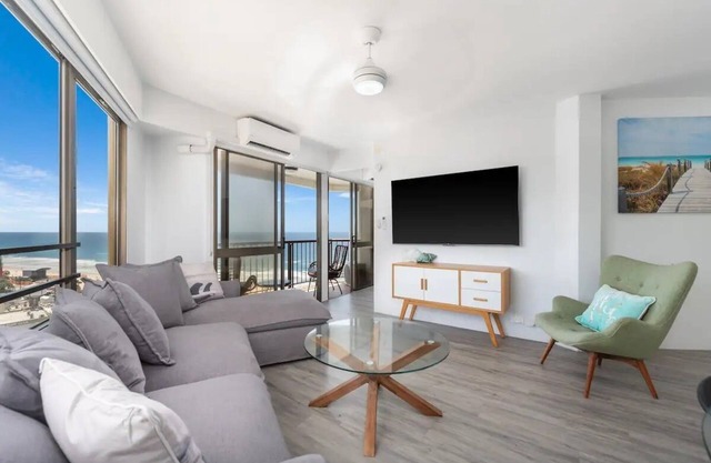 Beachside Abode | Let’s Go!